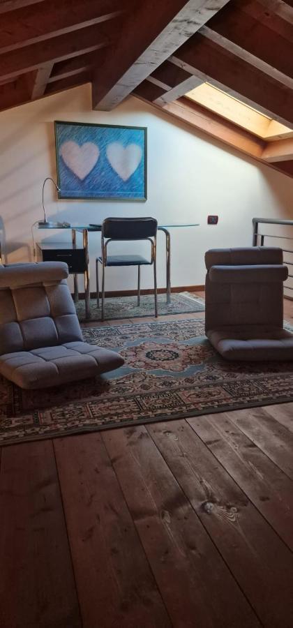 Gesuitirooms Sona Exteriör bild